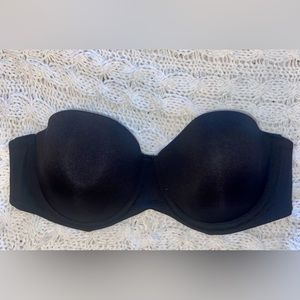 Black Strapless Bra